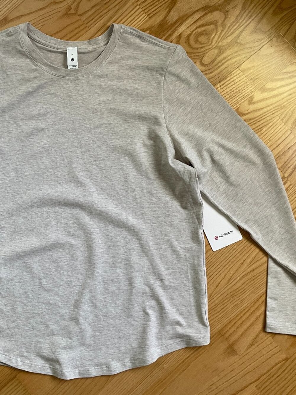 NWT Lululemon Love Long Sleeve Size 10